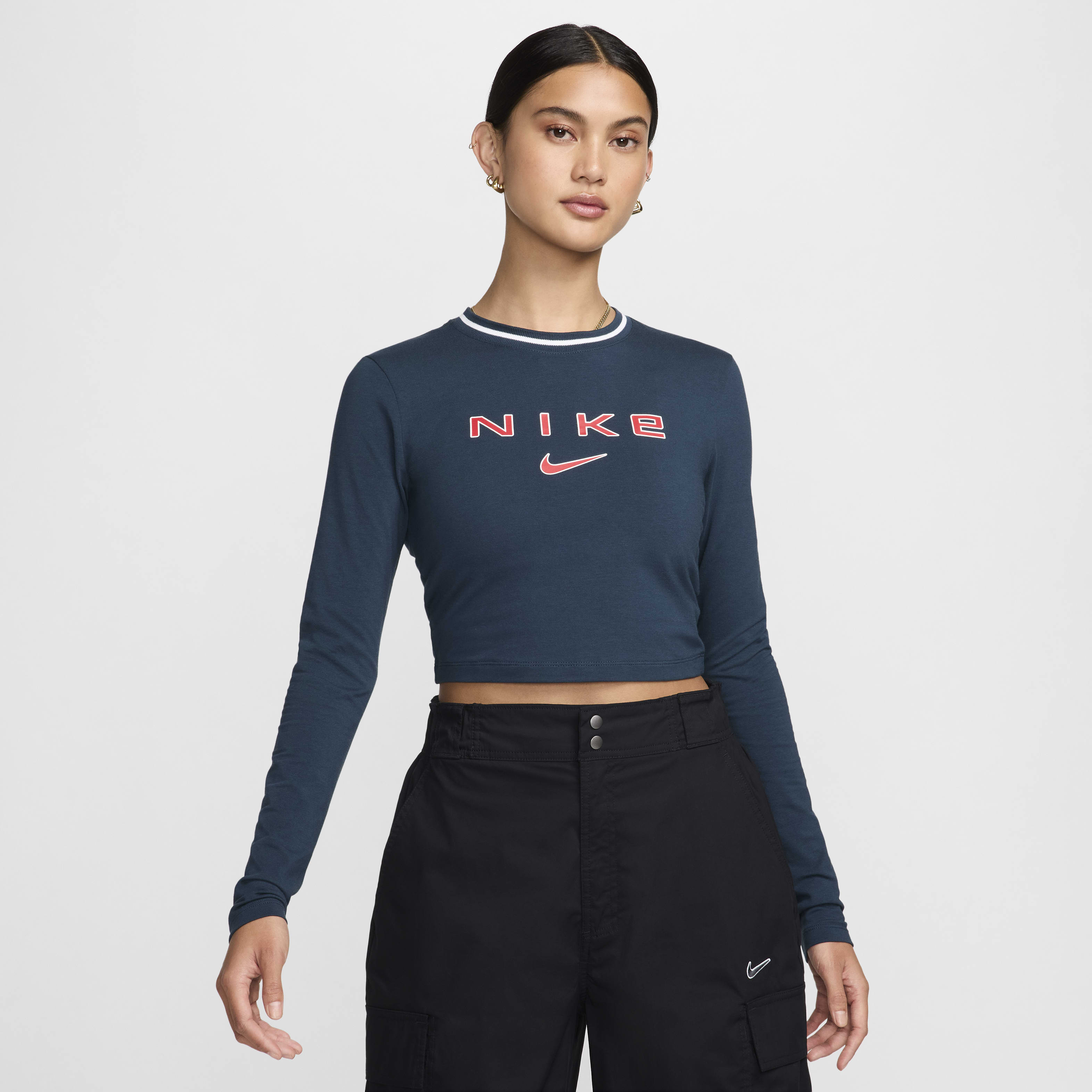 Nike Sportswear Chill Knit Women s Slim Long Sleeve Cropped Graphic Tee King s Cross